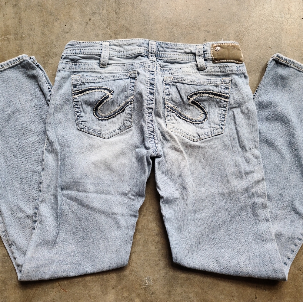 Womans 30x33 Silver Jeans